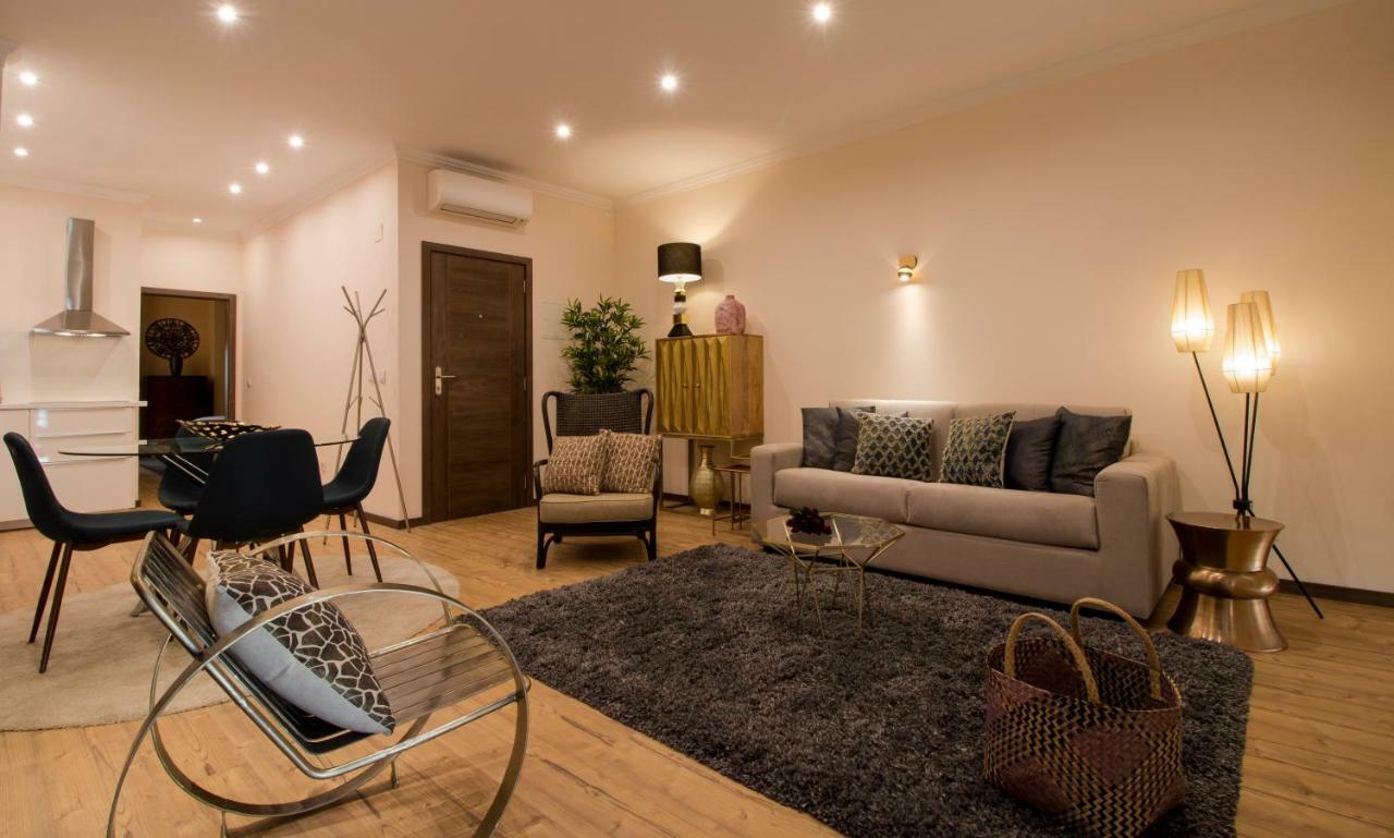 Apartamentos Rosa Do Bairro Alto Lisbon Exterior photo