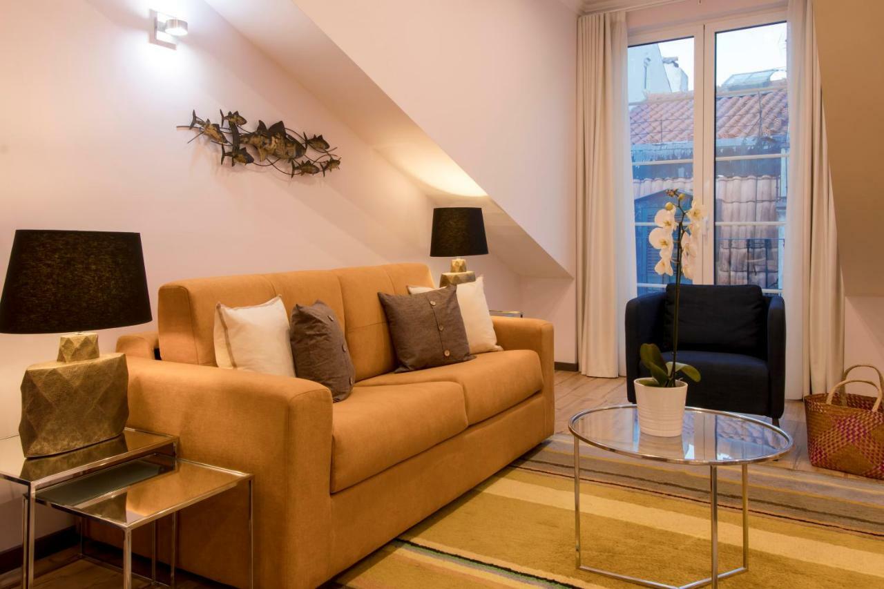 Apartamentos Rosa Do Bairro Alto Lisbon Exterior photo